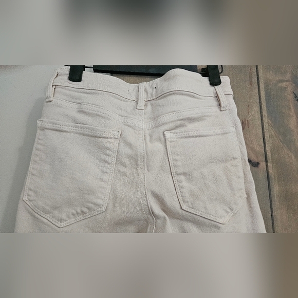 ATHLETA Flex Straight Ankle Jean In Bone. Size 4 - Picture 10 of 12